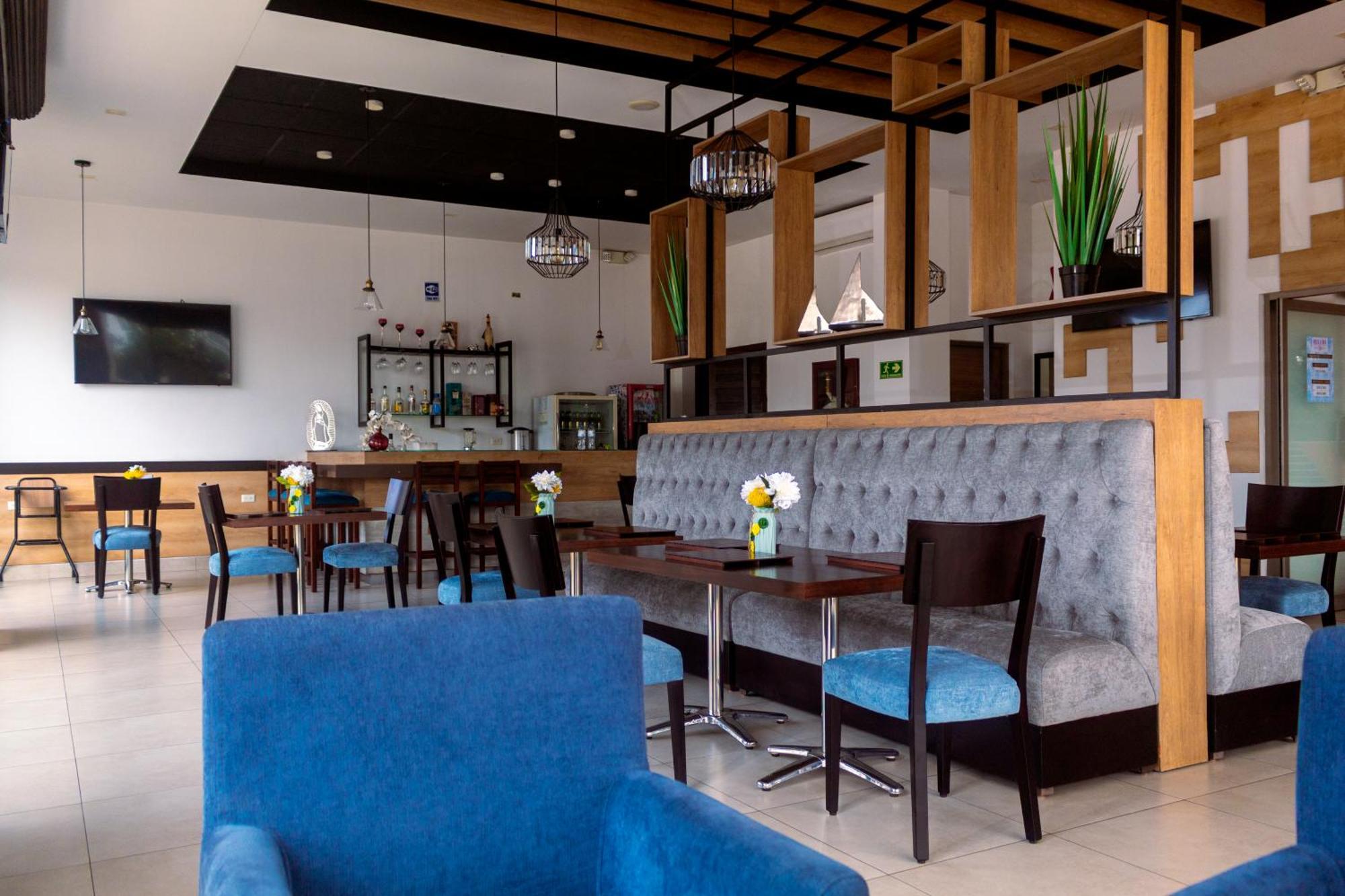 Zafra'S Hotel La Troncal Eksteriør billede